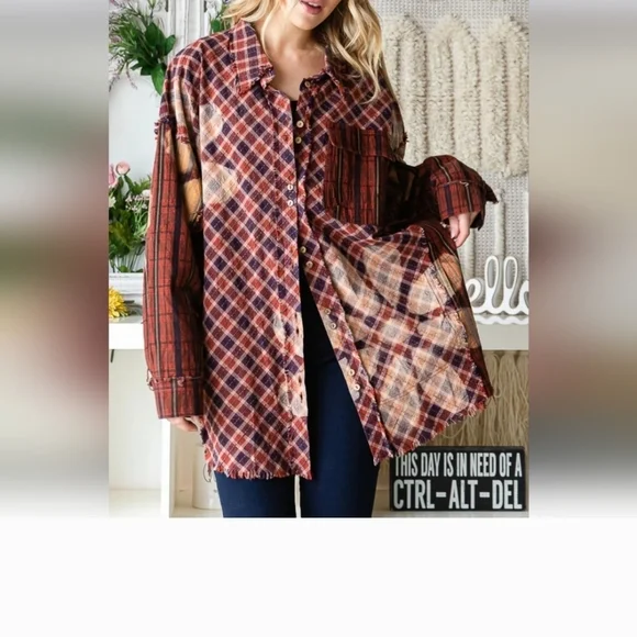 NWT Blue Velvet Plaid Button Down Shirt Size Medium - Cool Detailing! - Picture 6 of 16